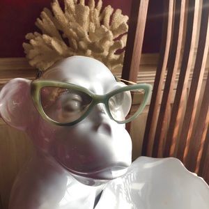 🌞🕶❤️GORGEOUS MIU MIU SUNNIES 4 SALE😎🎉